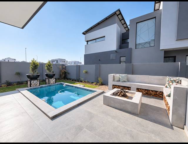 4 BEDROOM FREEHOLD FOR SALE IN FOUNTAINBROOK ESTATE
